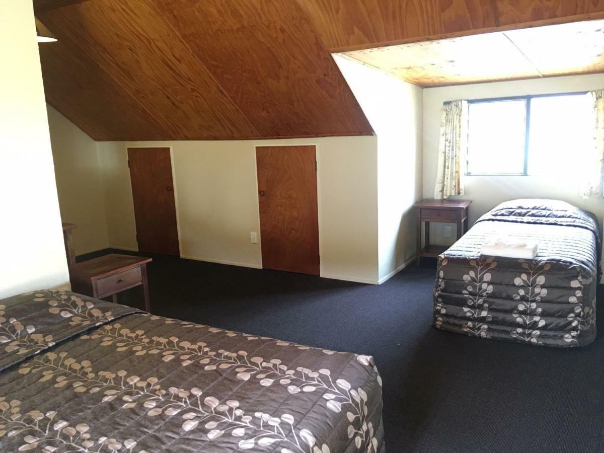 Woodlands Motels And Apartments Dunedin Eksteriør billede